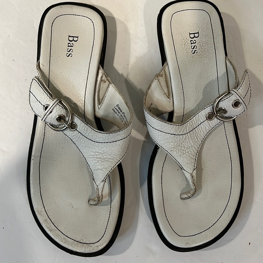 Bass White Sandals Adjustable Strap Size 8